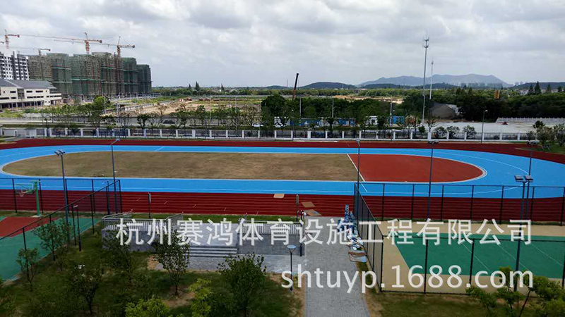 專業(yè)輪滑比賽場(chǎng)地地坪輪滑地坪施工硬地丙烯酸輪滑場(chǎng)面層耐磨性強(qiáng)
